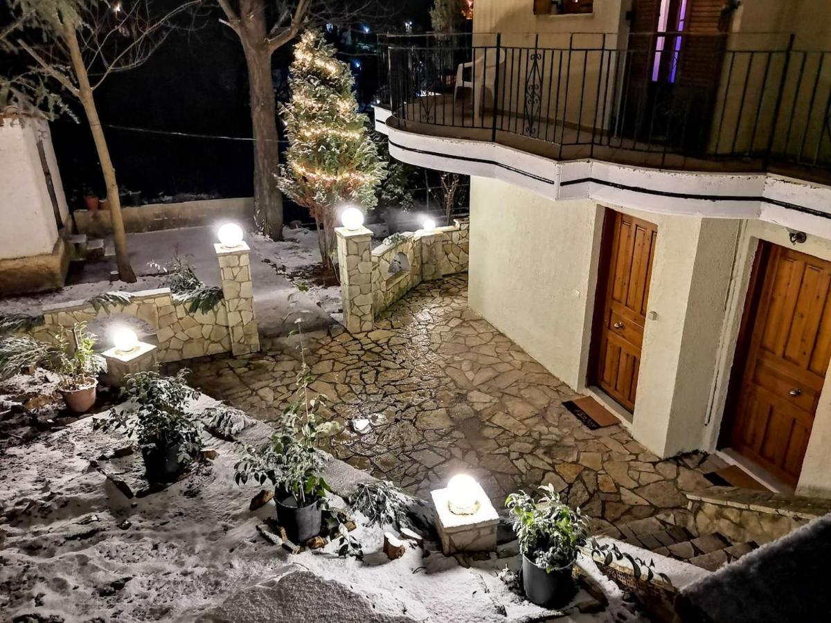 Keramidaki Mini Suites 4 Kalavryta Exteriér fotografie
