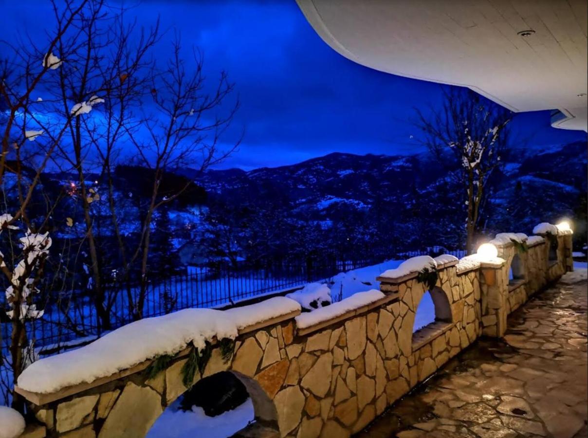 Keramidaki Mini Suites 4 Kalavryta Exteriér fotografie